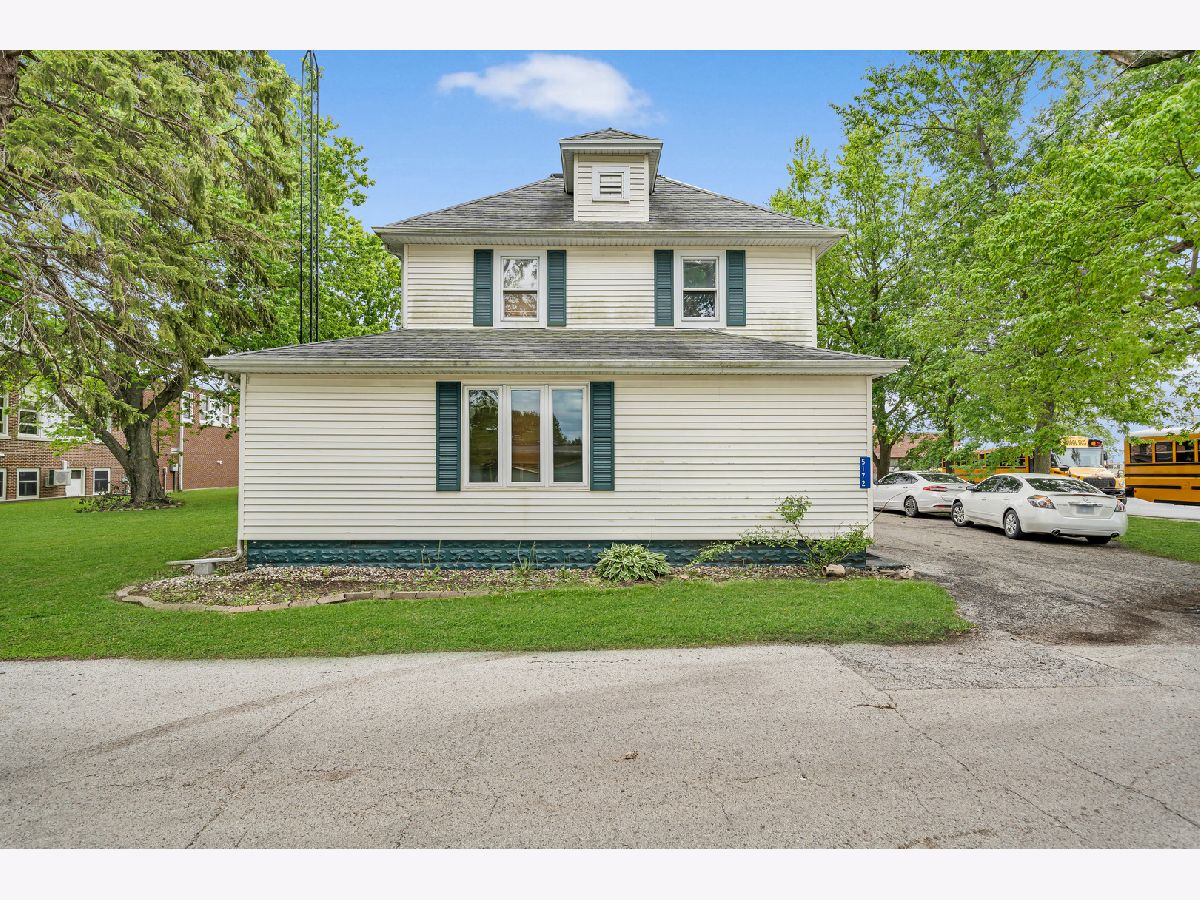  For Sale Bourbonnais Illinois, 5172 Center Street