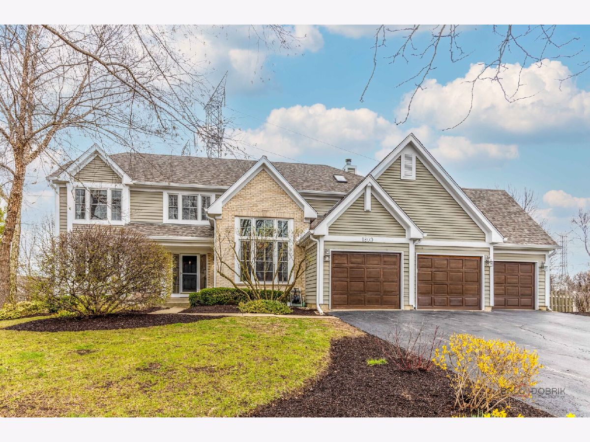 Homes For Sale Timber Creek Libertyville Illinois, 1800 Darnell Street