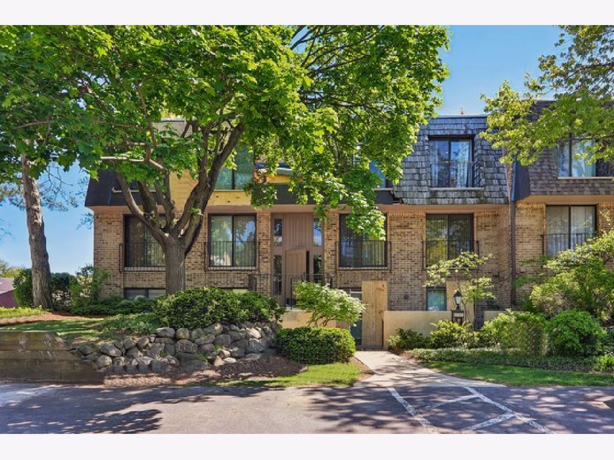  For Sale Northfield Illinois, 1712 Northfield Square