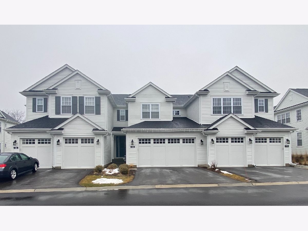  Rented Barrington Illinois, 738 Derby