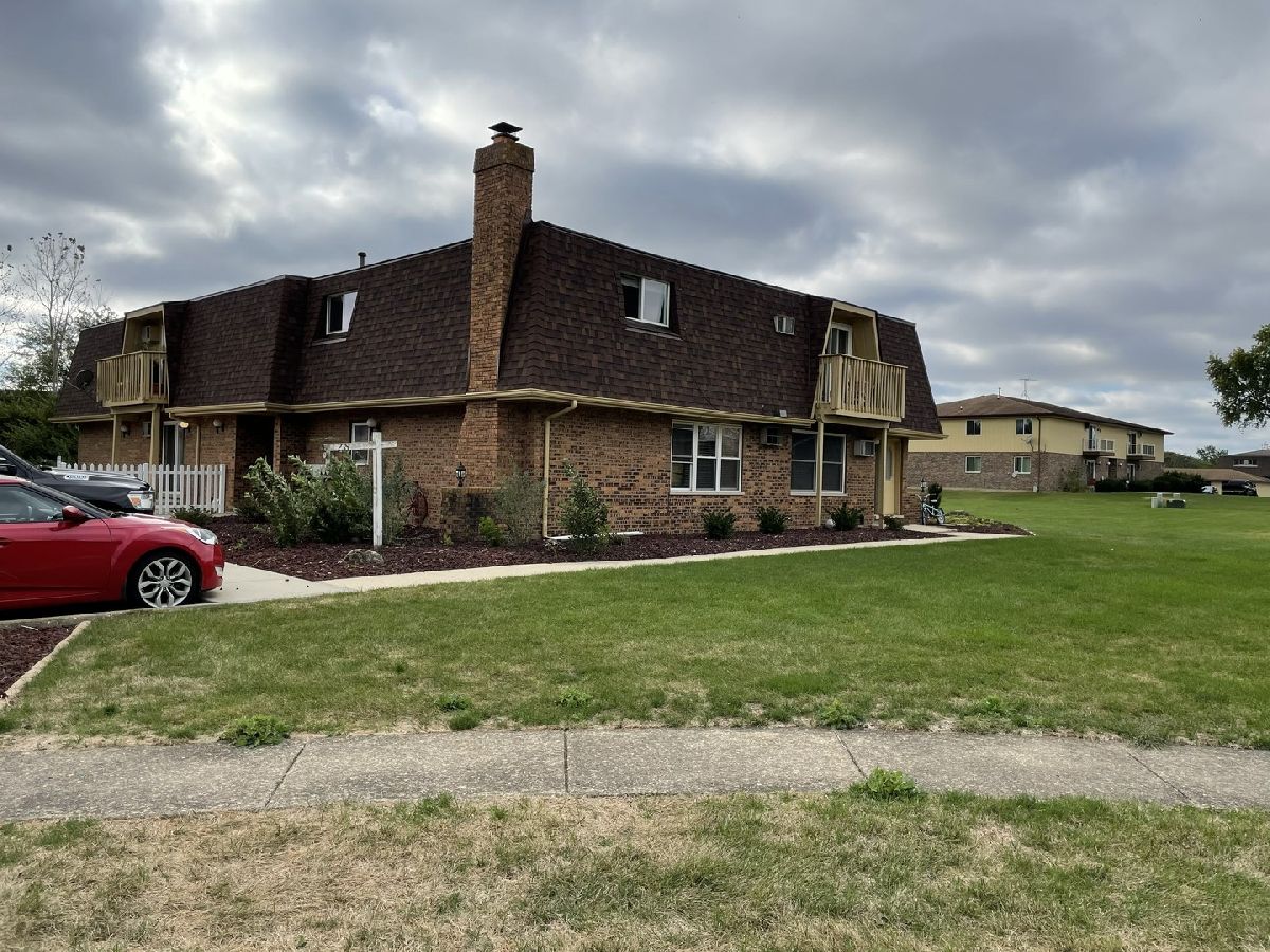  For Rent Manhattan Illinois, 235 Woodrow