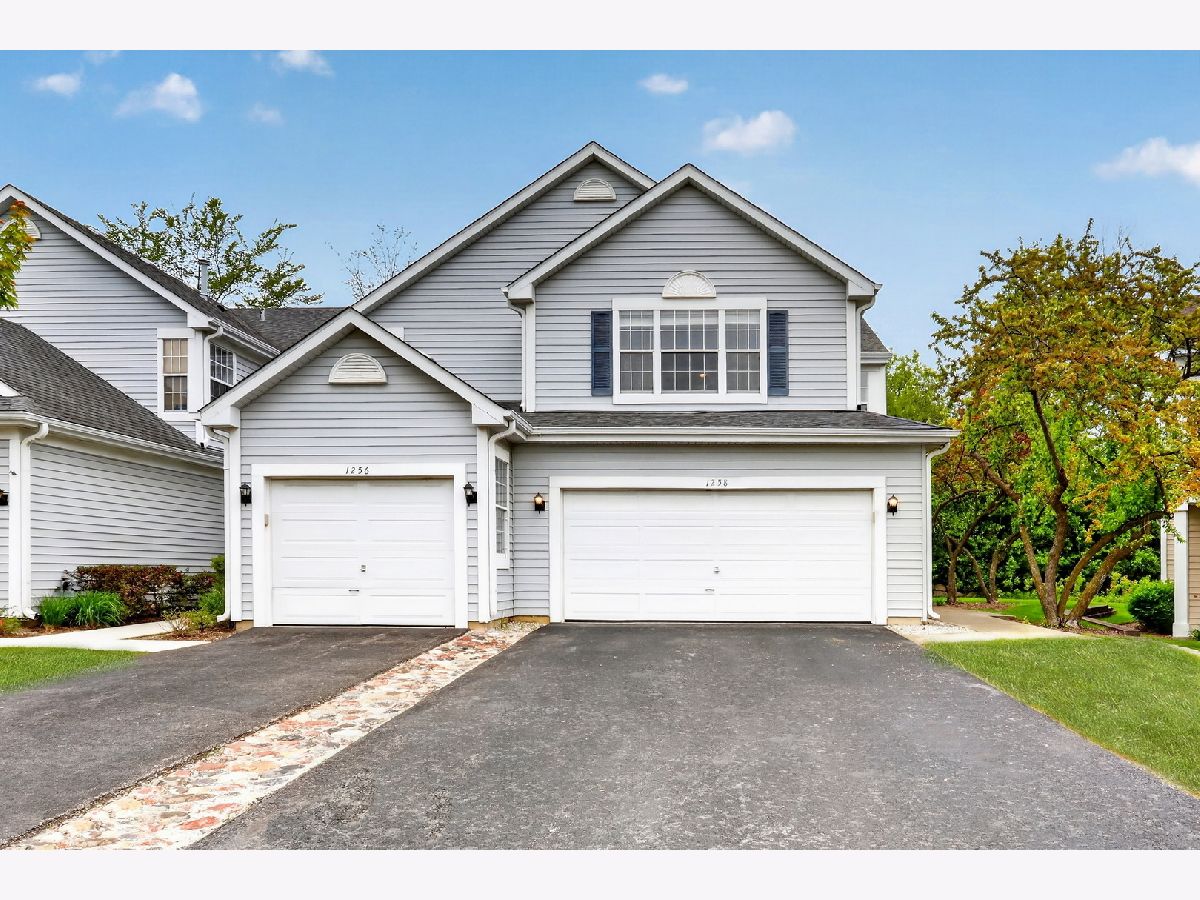 Homes & Townhomes & Condos Sold Pleasant Hill Waukegan Illinois, 1258 Candlestick