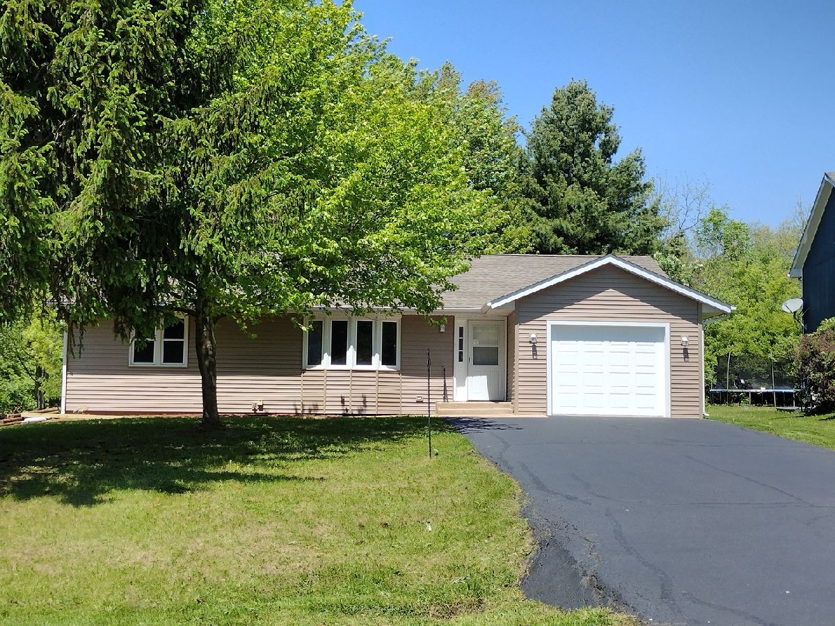  For Sale Poplar Grove Illinois, 216 Bounty Drive
