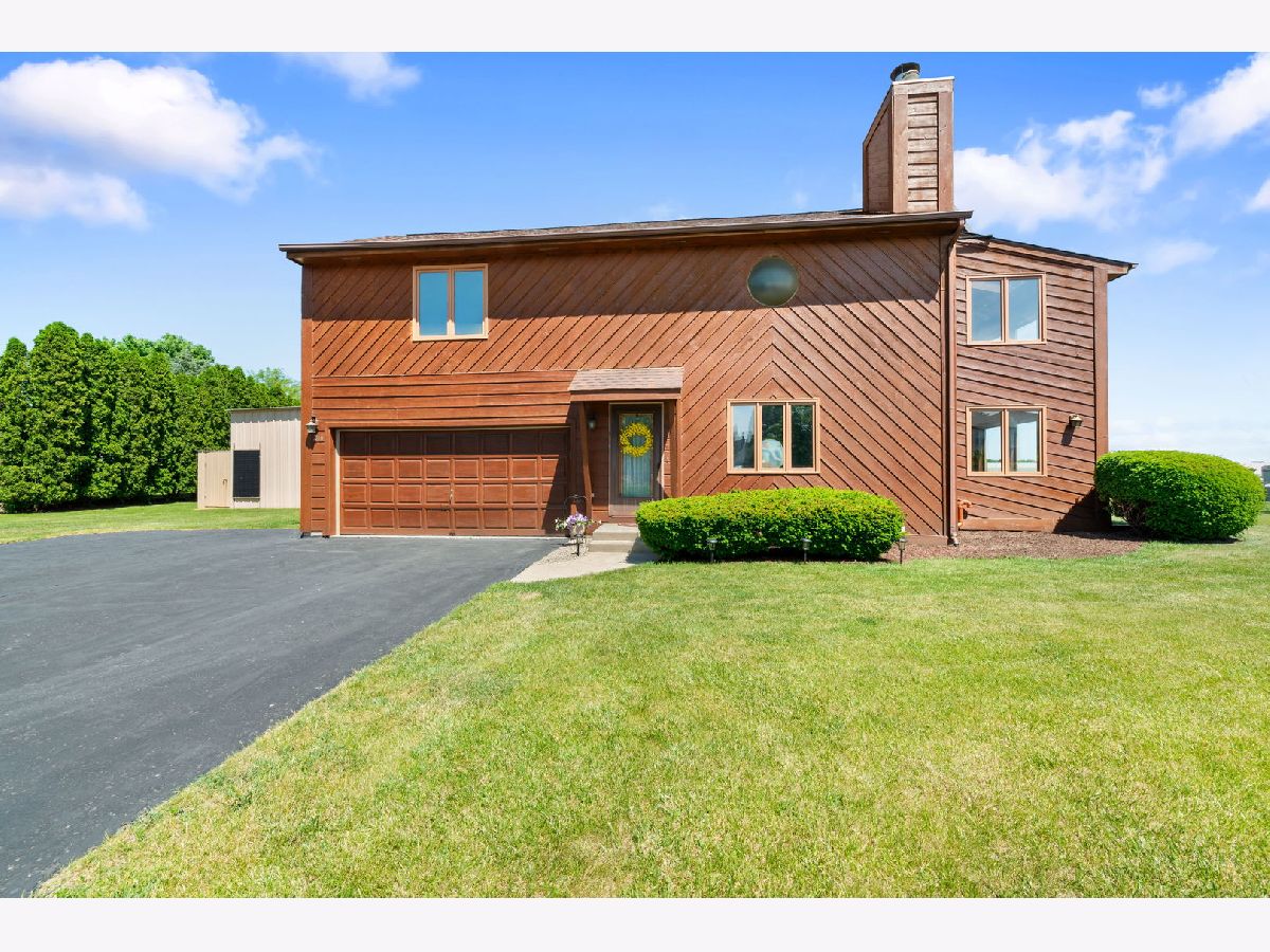  For Sale Bolingbrook Illinois, 216 Sunshine Drive