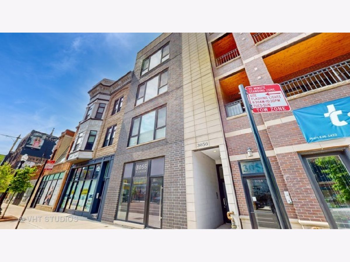  For Sale Chicago Illinois, 3056 Lincoln Avenue