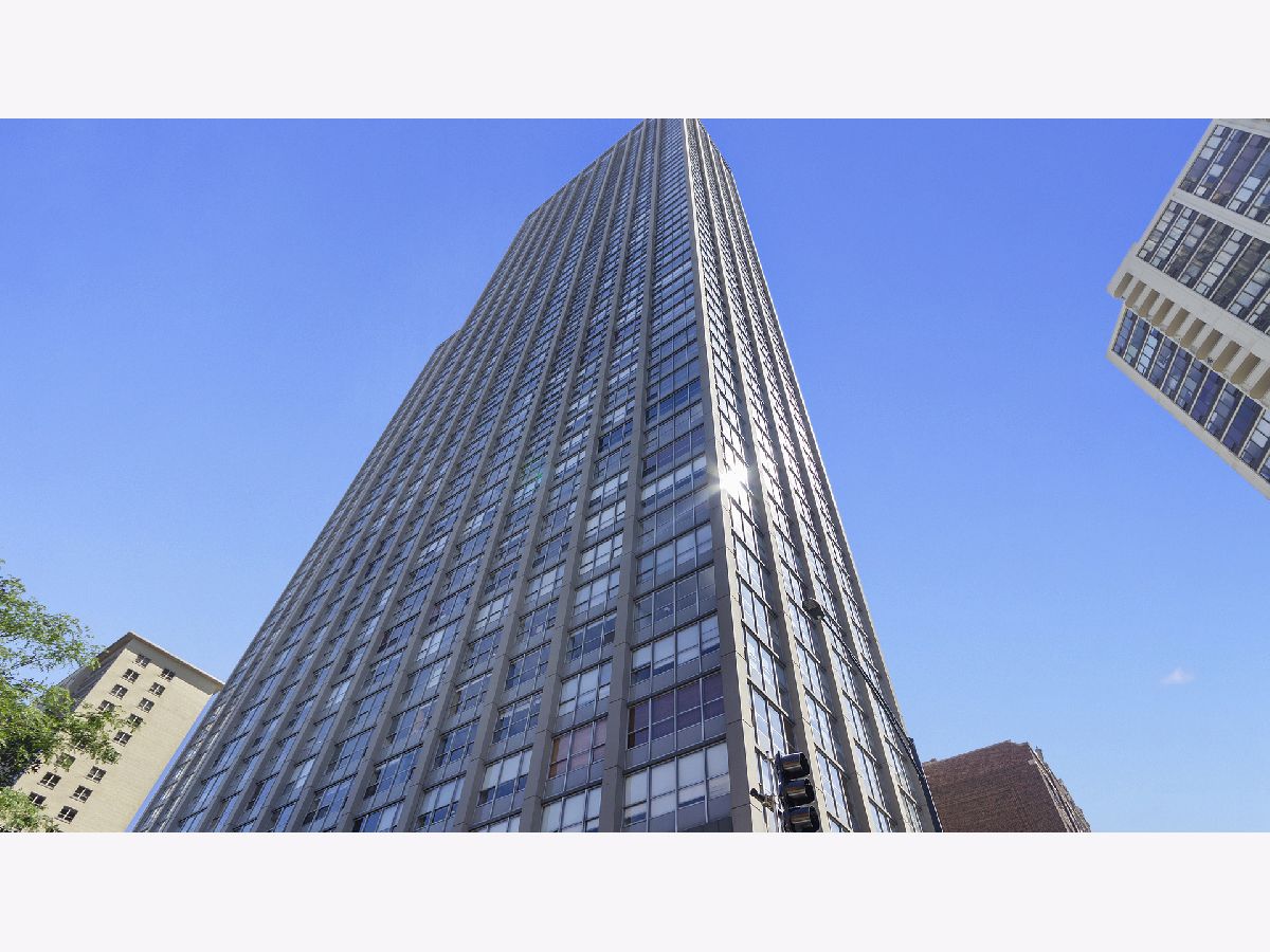  Rented Chicago Illinois, 655 Irving Park