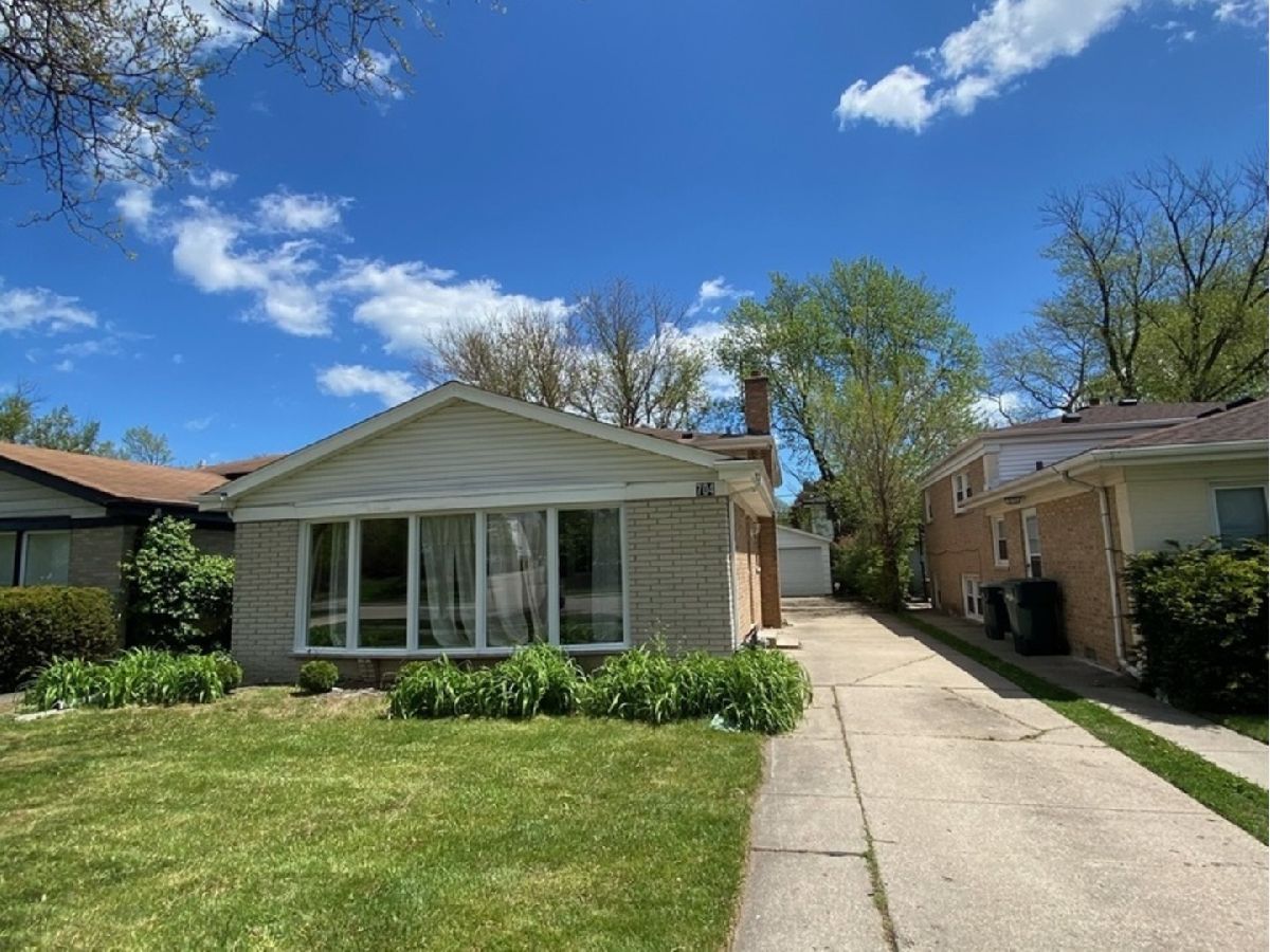  For Rent Wilmette Illinois, 704 Laramie