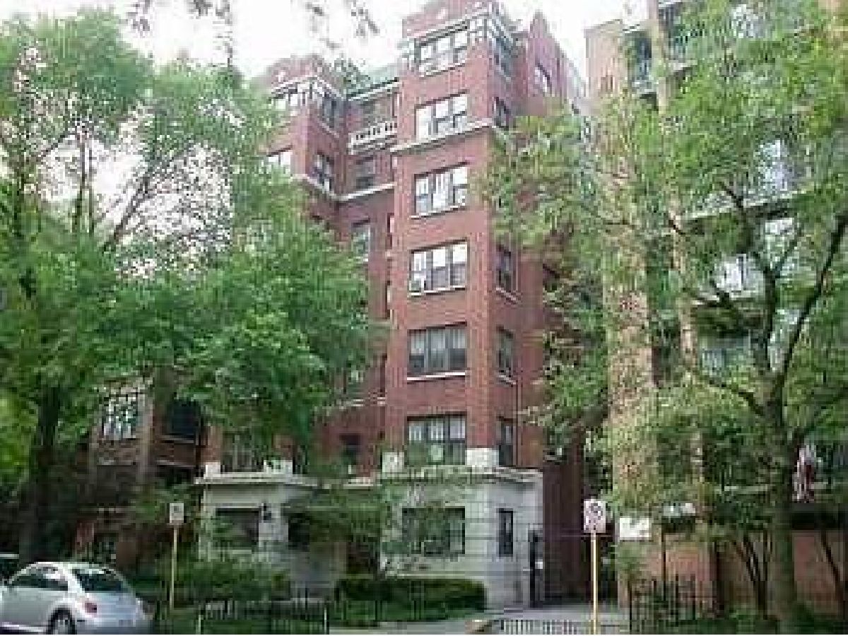  Rented Chicago Illinois, 647 Sheridan