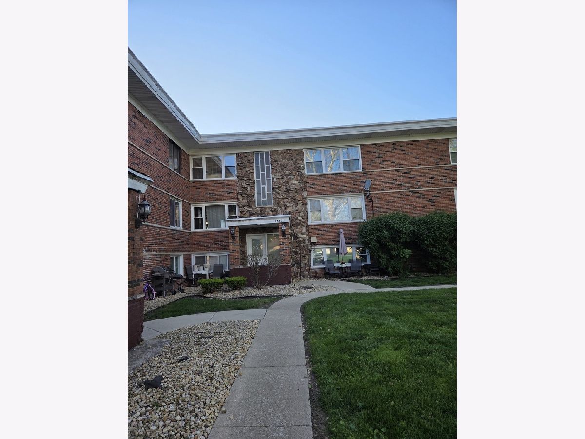  Rented Worth Illinois, 6830 Lode