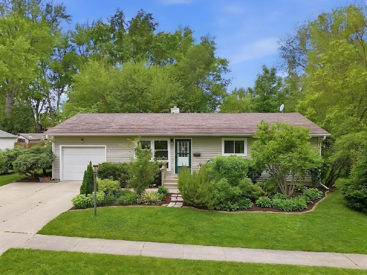  Sold Dekalb Illinois, 324 Birchwood