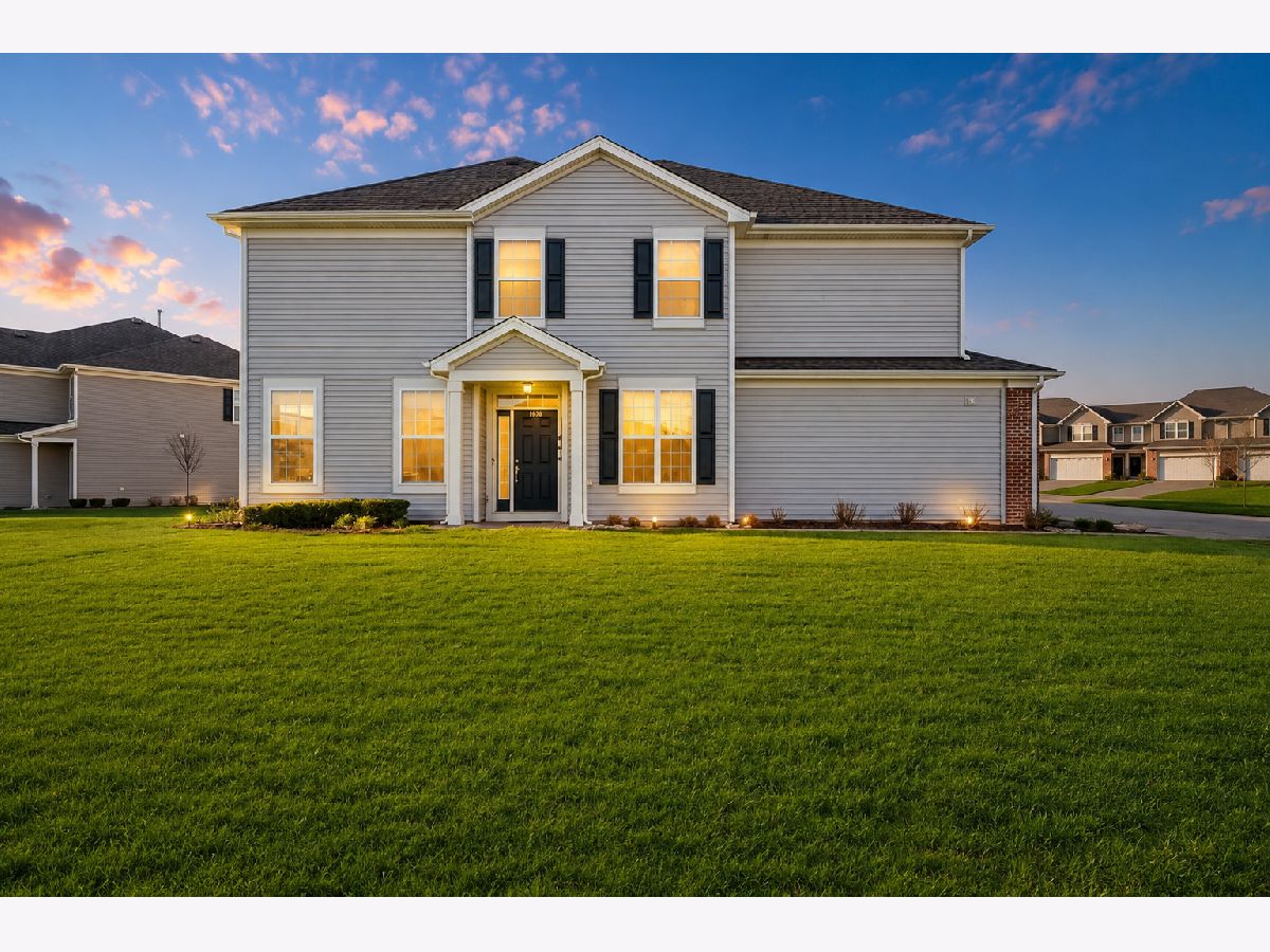 Townhomes & Homes For Sale Meadows Of West Bay Wonder Lake Illinois, 8508 Stillwater Road