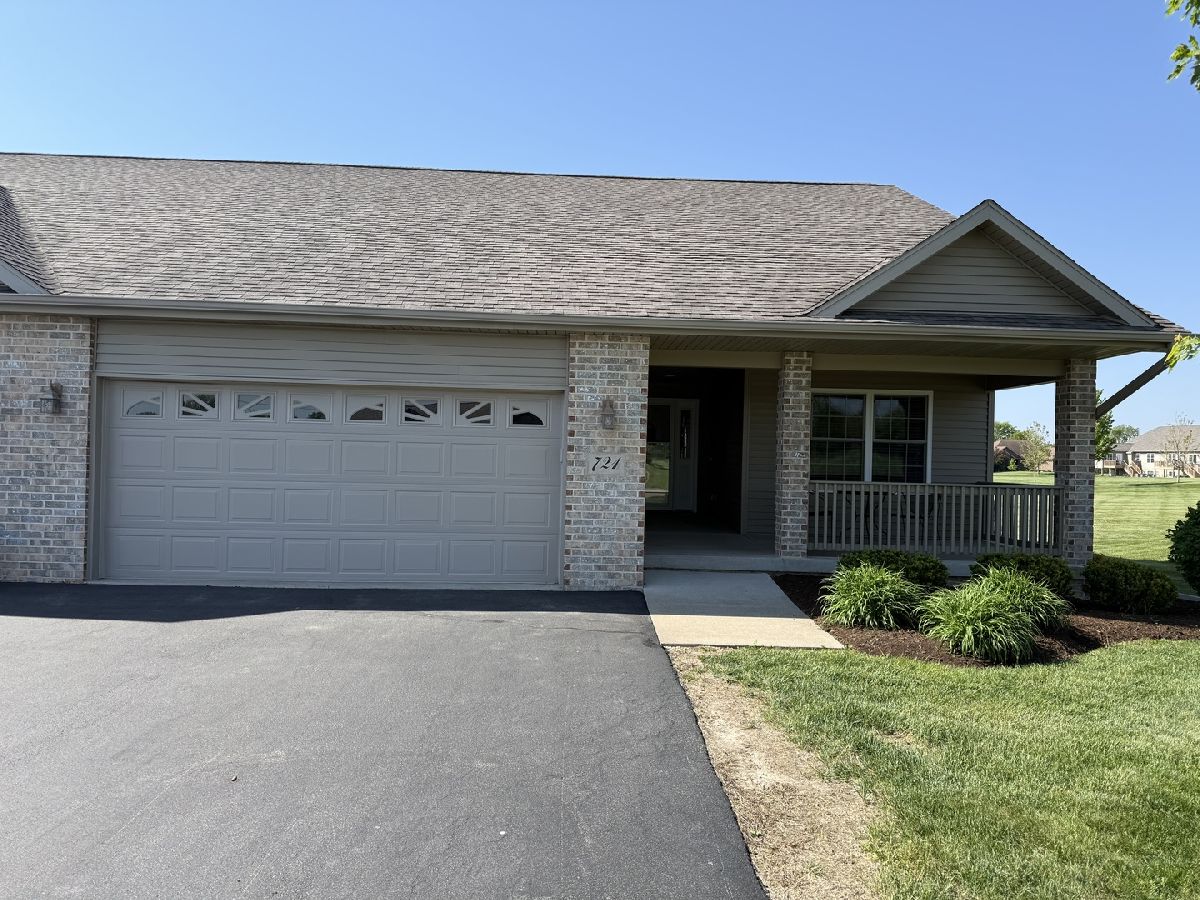  Sold Dixon Illinois, 721 Yingling