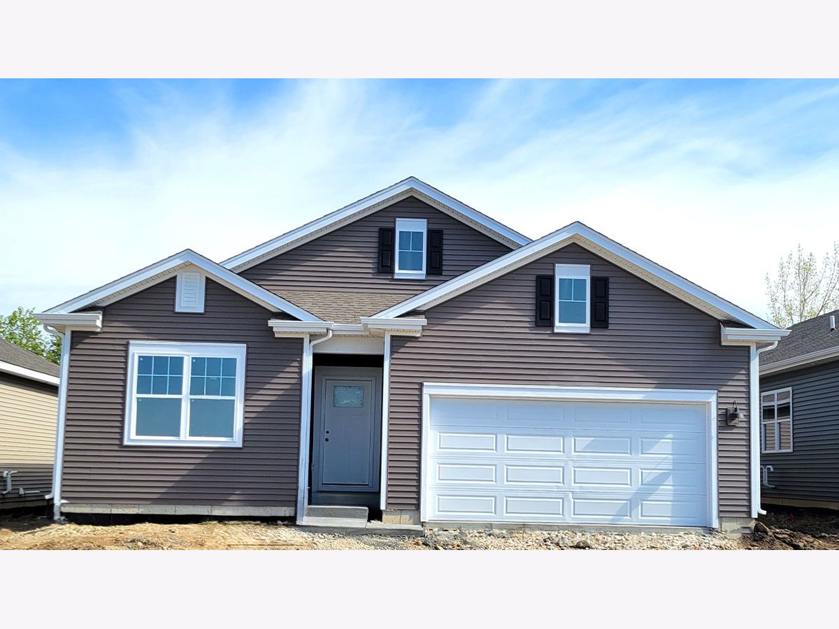 Condos & Townhomes & Homes For Sale Stonewater Wonder Lake Illinois, 6290 Redwood Trail