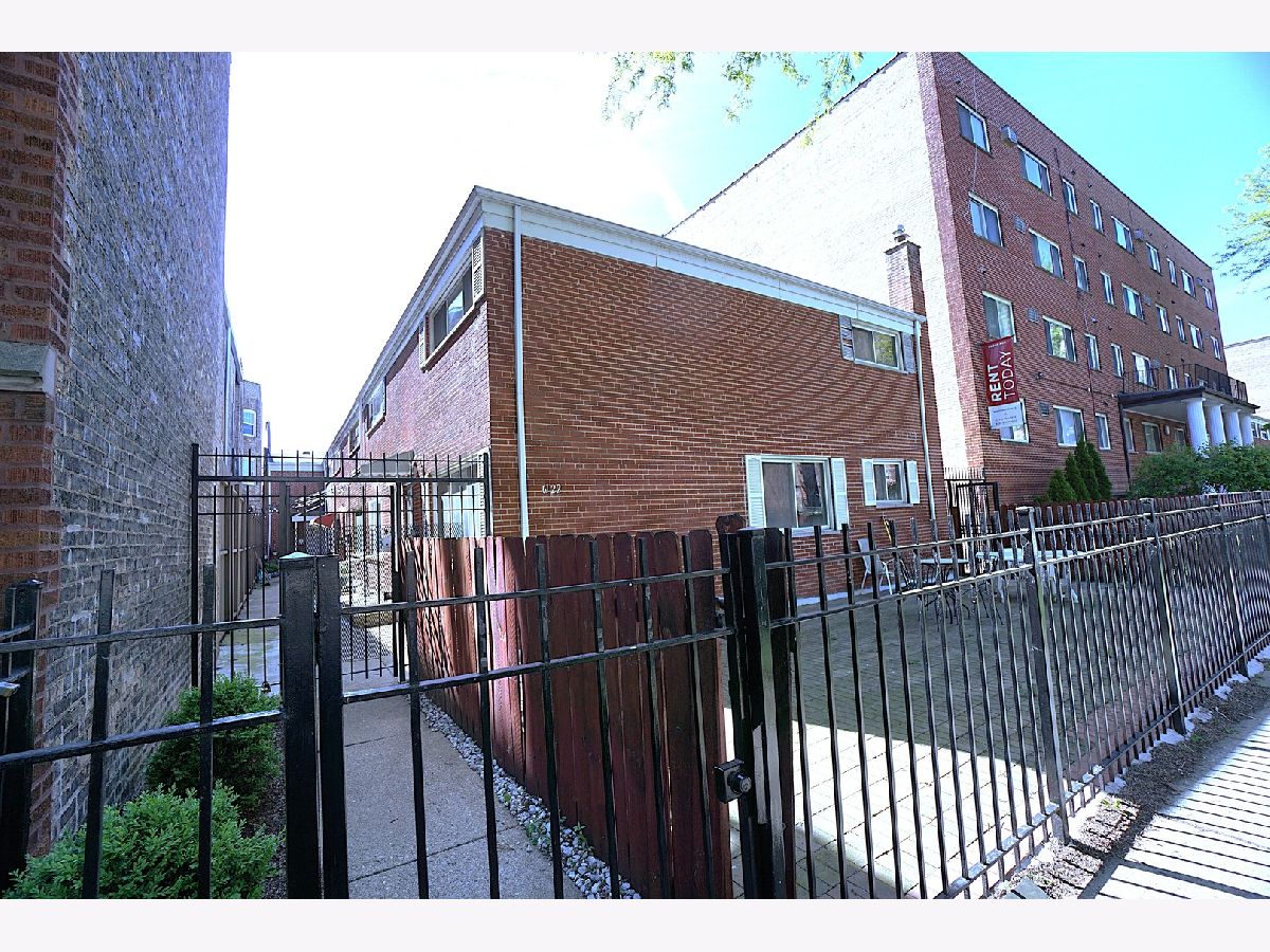  For Sale Chicago Illinois, 6122 Winthrop Avenue
