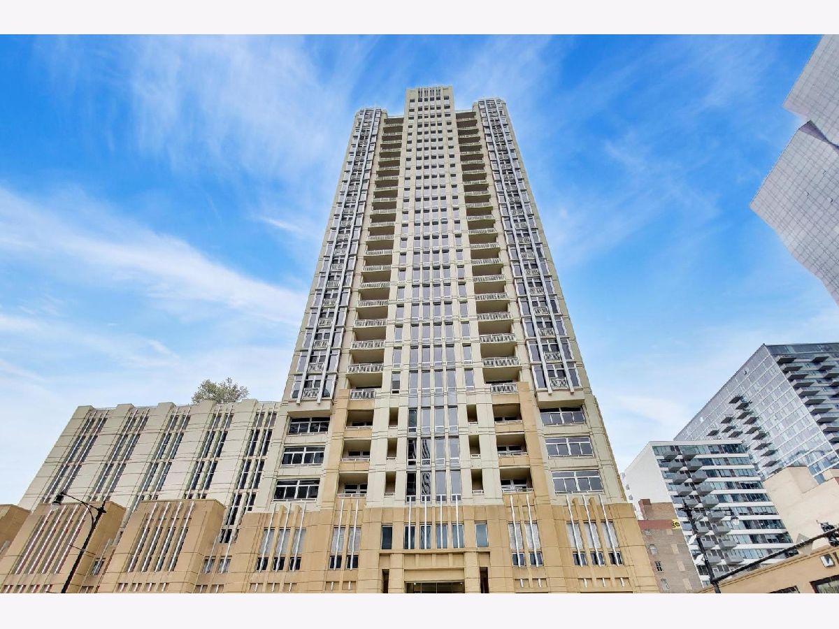  For Sale Chicago Illinois, 1400 Michigan Avenue