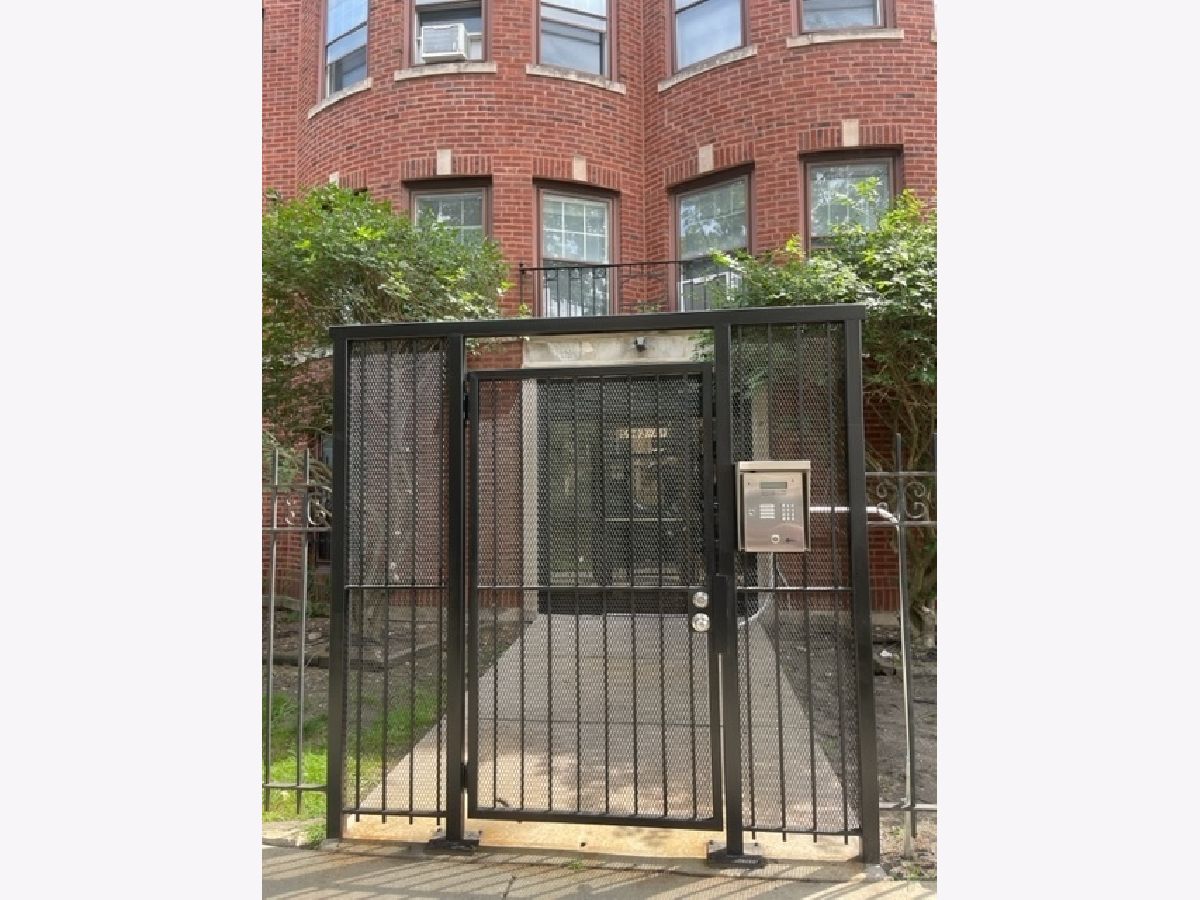  Rented Chicago Illinois, 5941 Winthrop