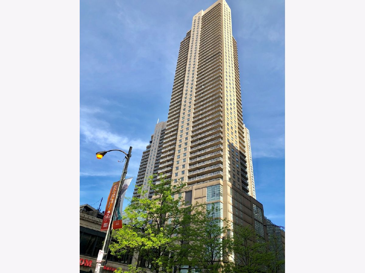  Rented Chicago Illinois, 545 Dearborn
