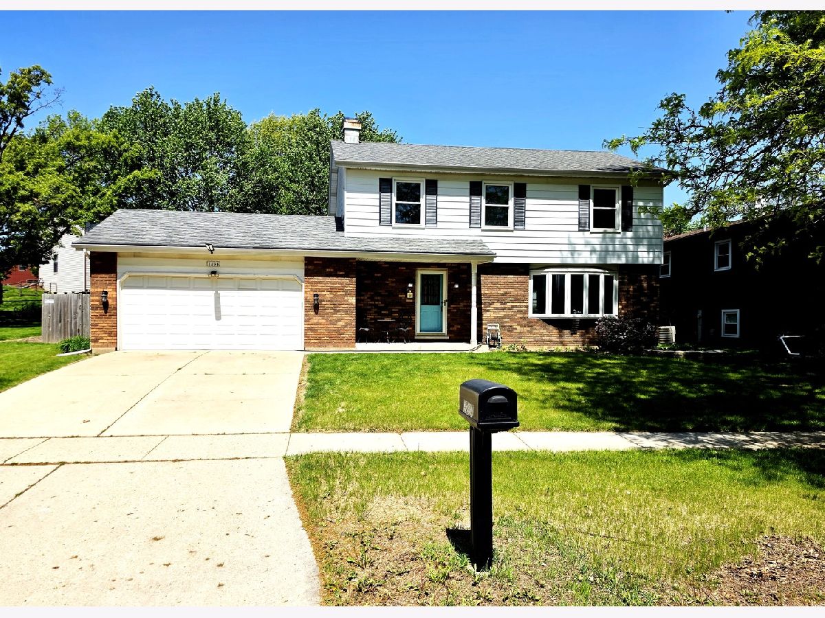  For Rent Elgin Illinois, 1234 Lyle