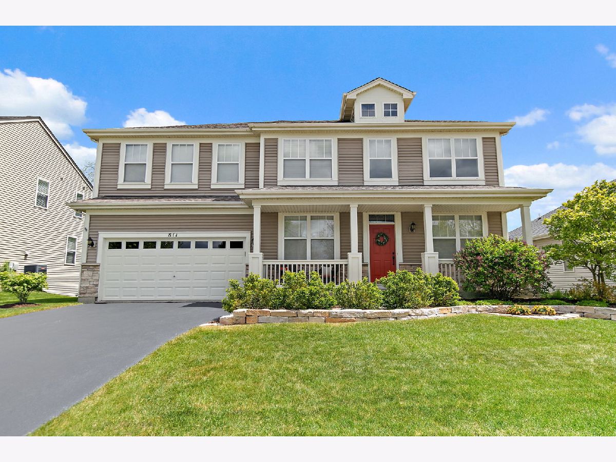  For Sale Volo Illinois, 811 Singing Hills Drive