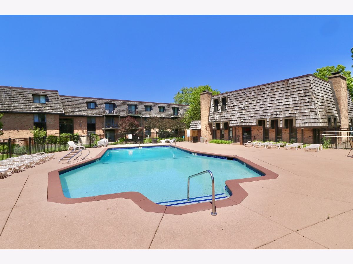  For Rent Buffalo Grove Illinois, 12 Oak Creek