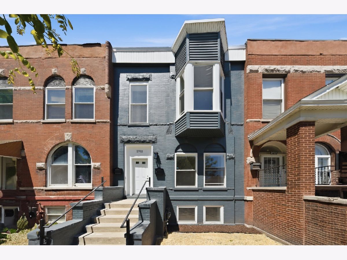  For Sale Chicago Illinois, 2702 Adams Street