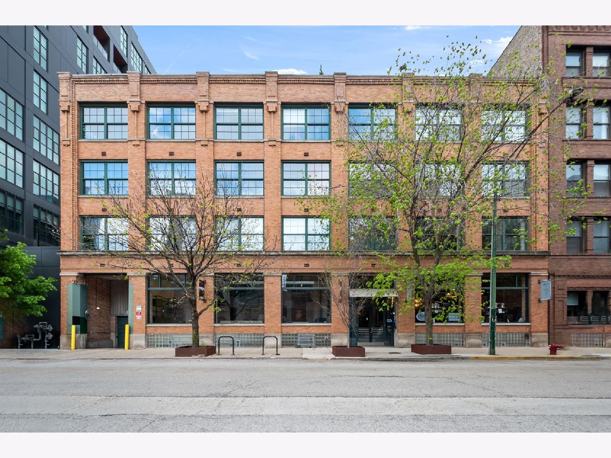  For Sale Chicago Illinois, 110 Peoria Street