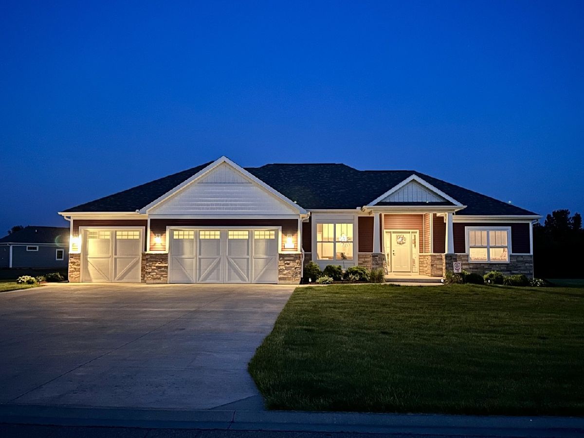  For Sale Utica Illinois, 801 Ann Marie Drive