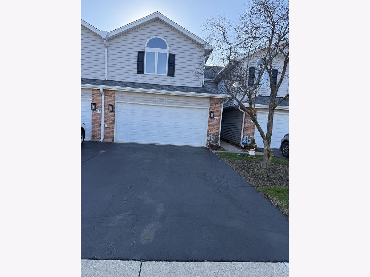  For Rent Darien Illinois, 8316 Highpoint