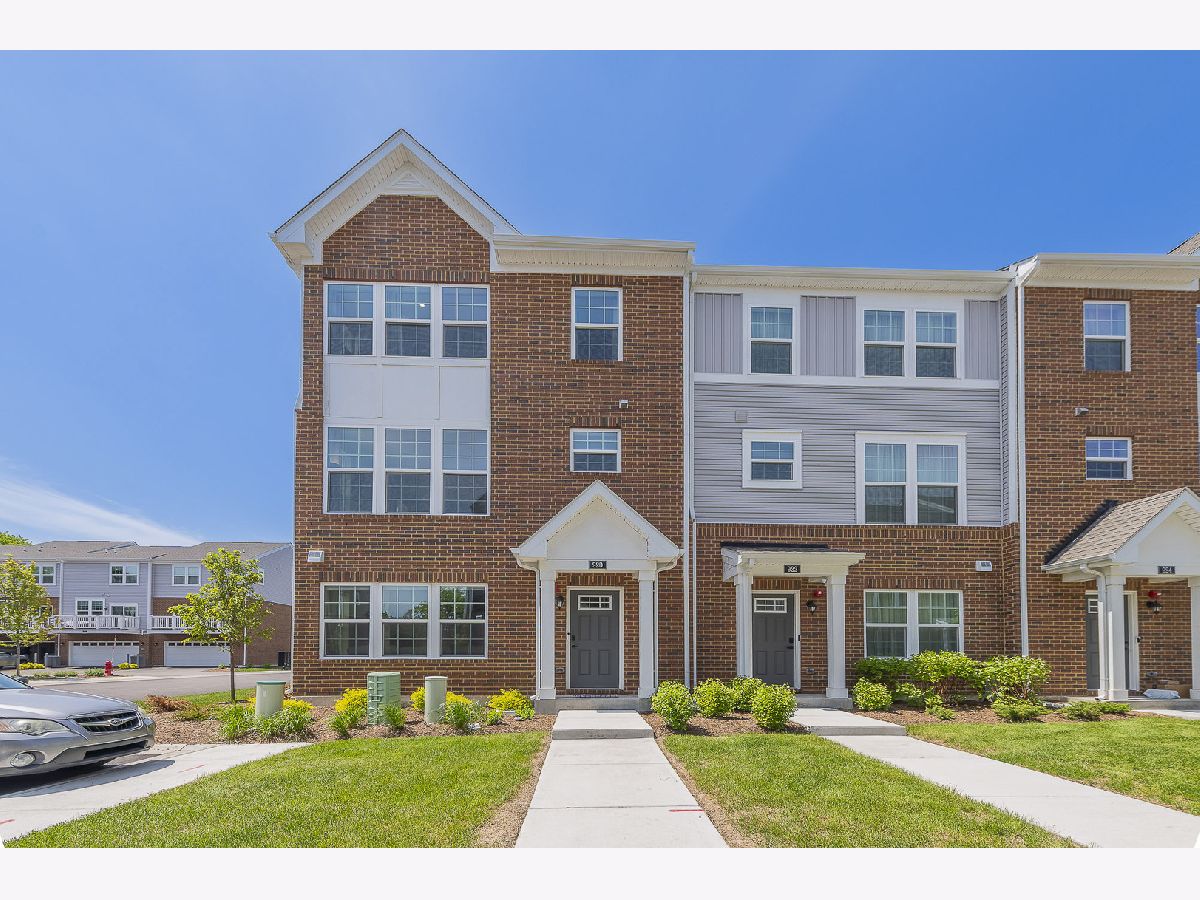  For Rent Wheeling Illinois, 920 Jenkins