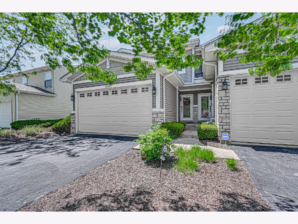  For Sale Monee Illinois, 25908 Derby Drive