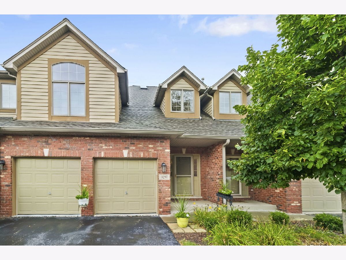 Homes & Townhomes For Sale Thunder Ridge New Lenox Illinois, 3237 Lightning Court