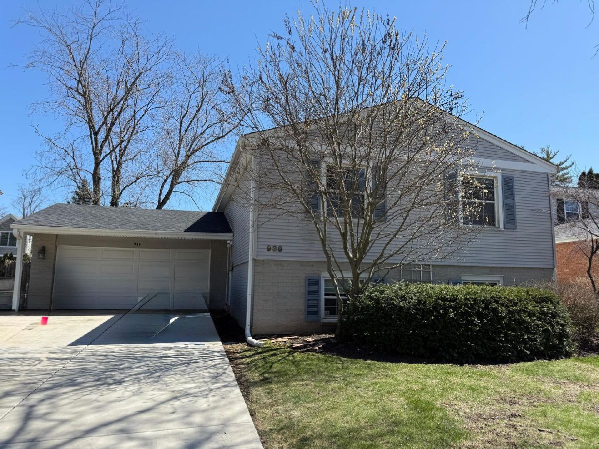  Rented Deerfield Illinois, 939 Wayne