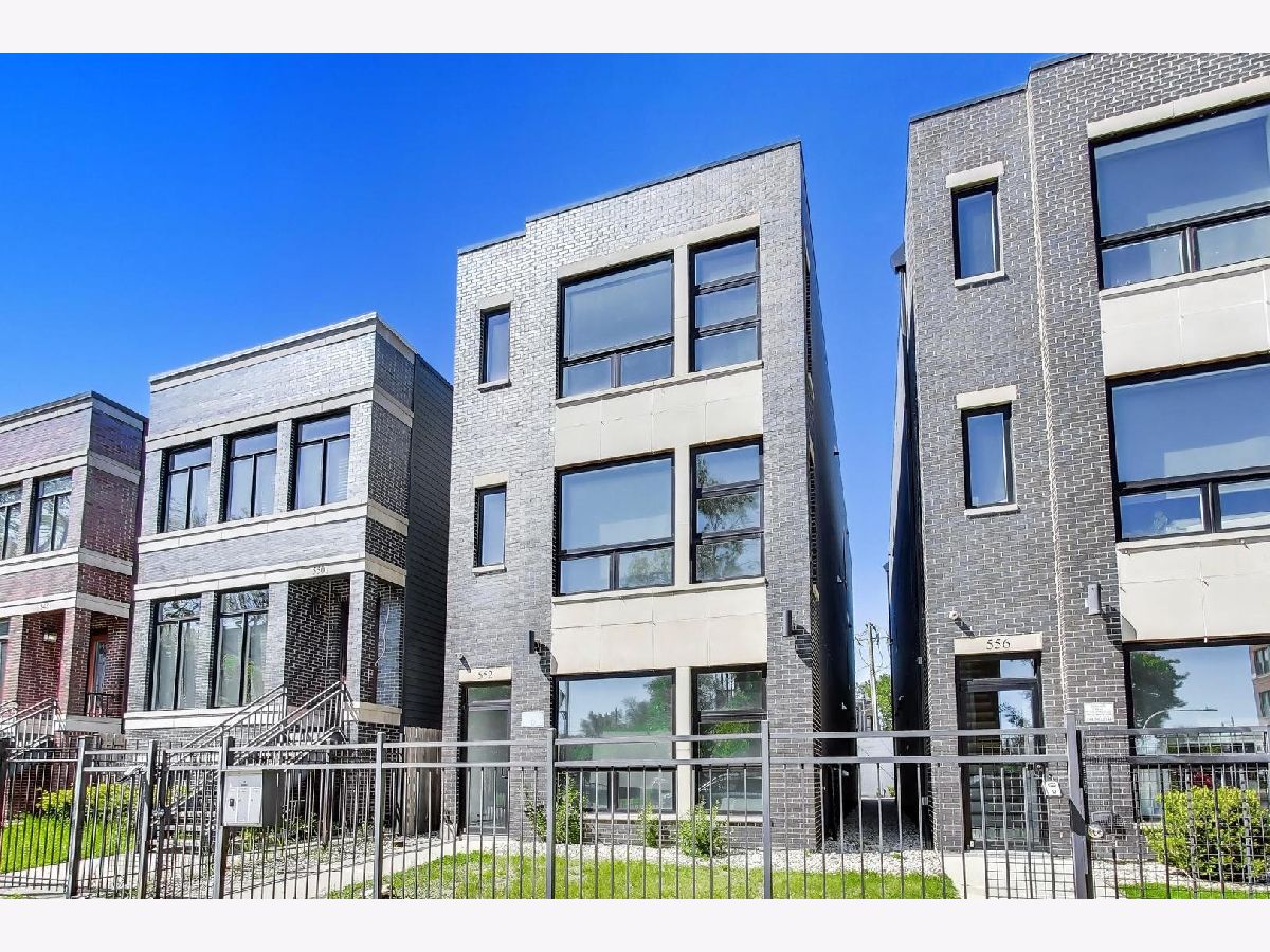  Rented Chicago Illinois, 552 46th