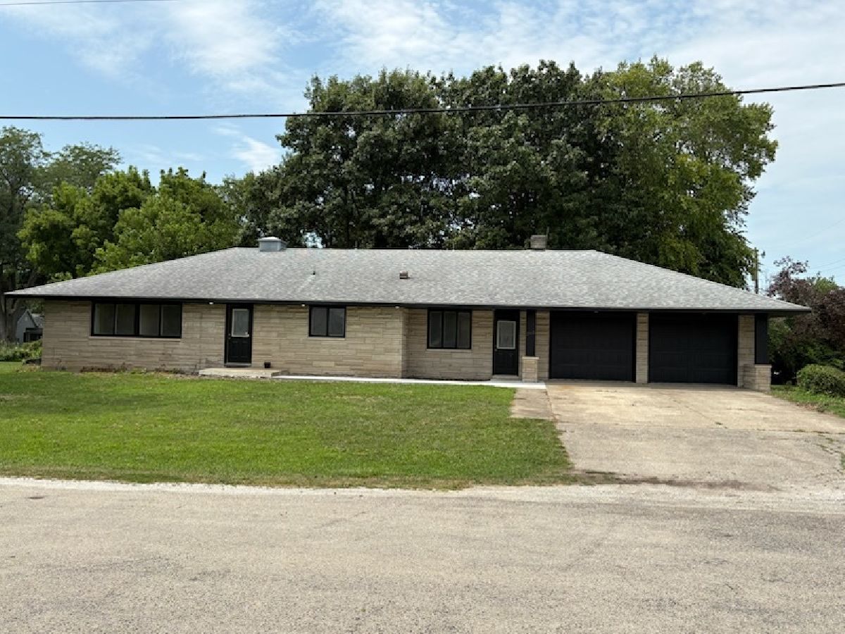  For Sale St Joseph Illinois, 305 Second Street