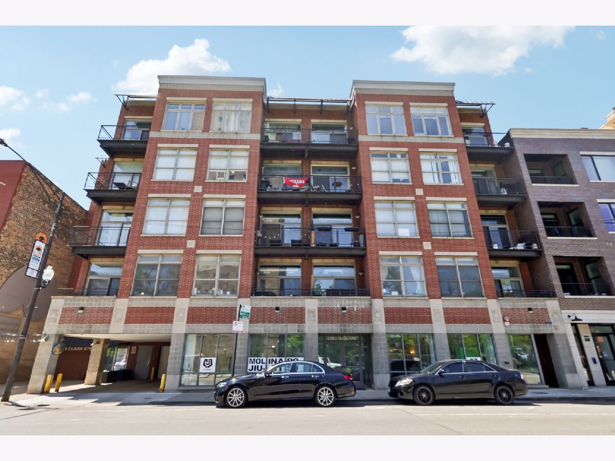  For Sale Chicago Illinois, 3260 Clark Street
