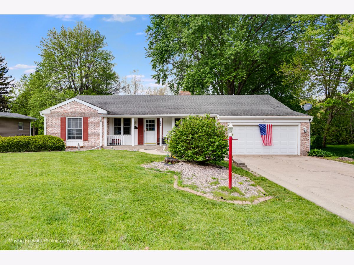  For Sale Freeport Illinois, 240 Park Crest Drive