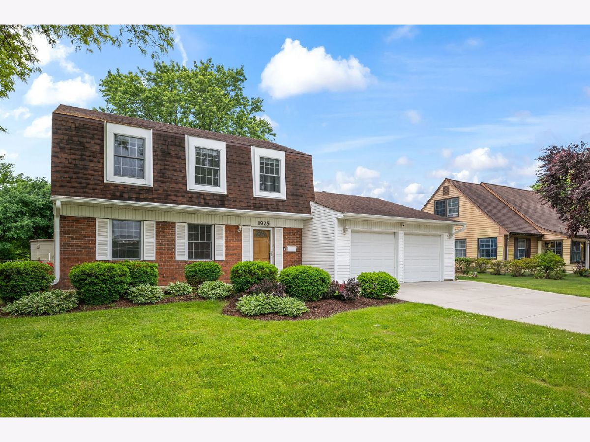  For Sale Schaumburg Illinois, 1925 Cloverdale Court