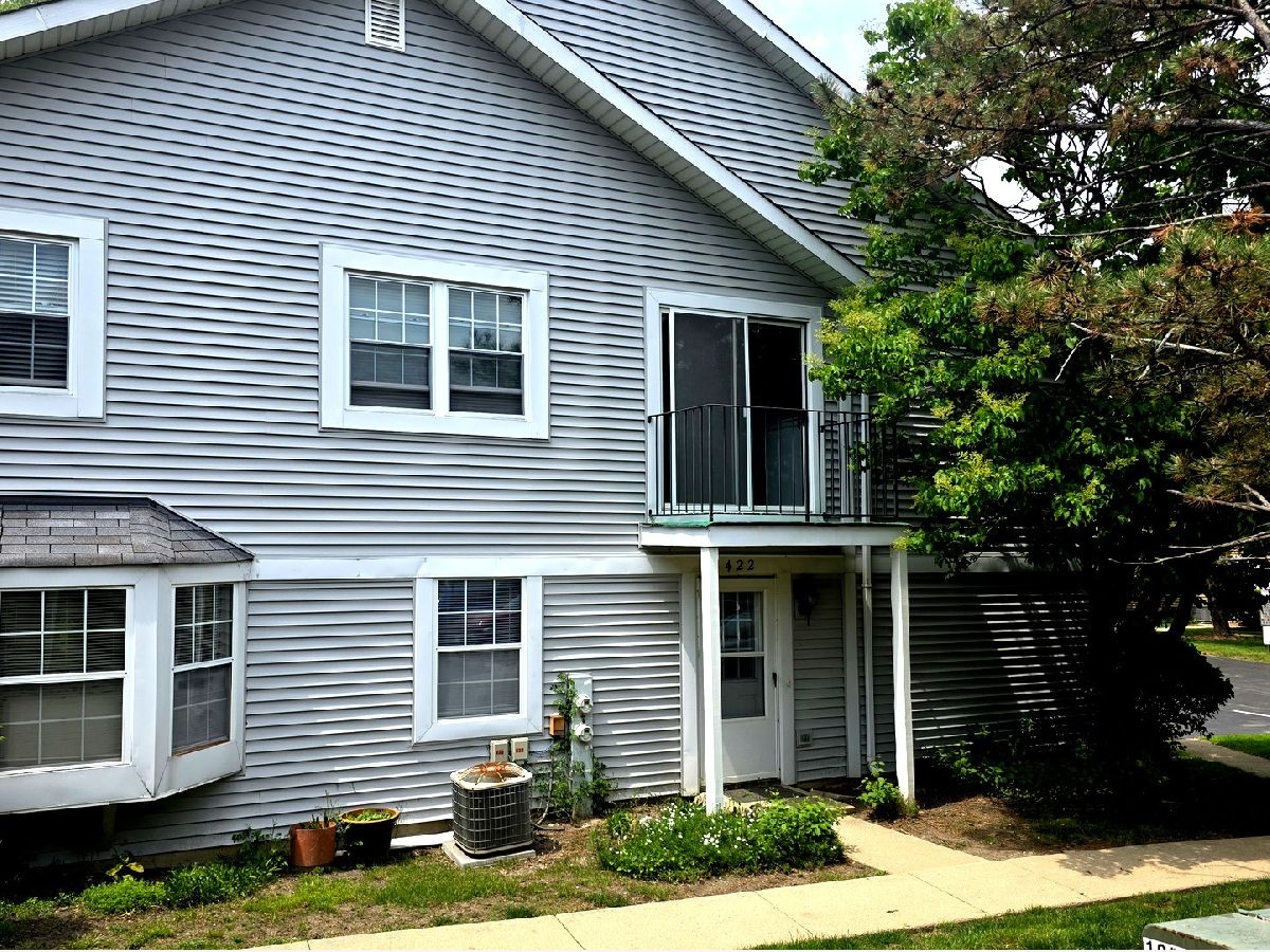  Rented Palatine Illinois, 422 Lake Shore