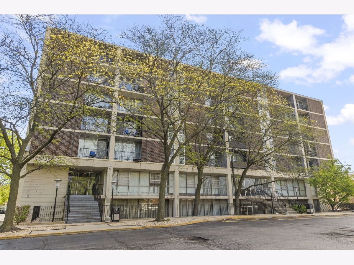 Condominiums For Sale York Towers Bensenville Illinois, 1043 York Road