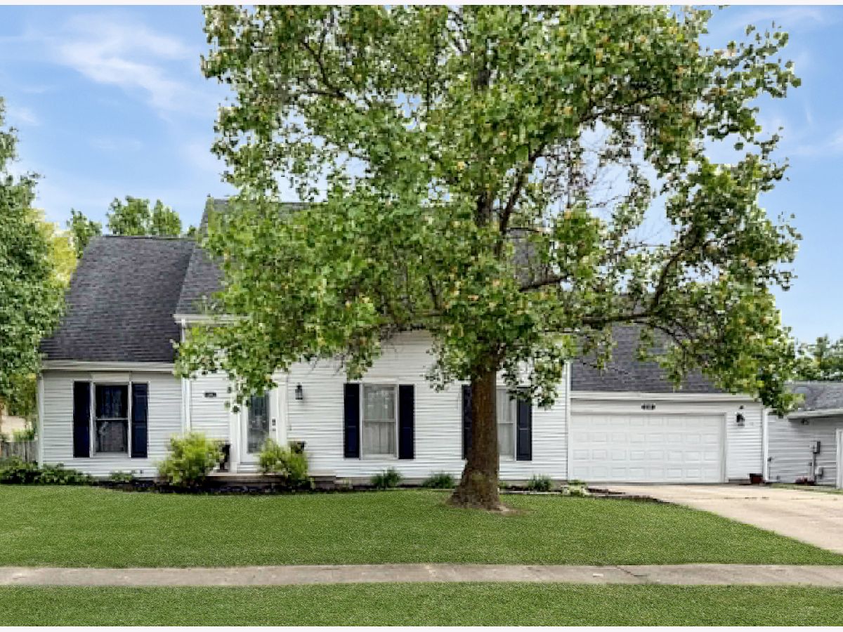  For Sale Rantoul Illinois, 1008 Ascot Drive