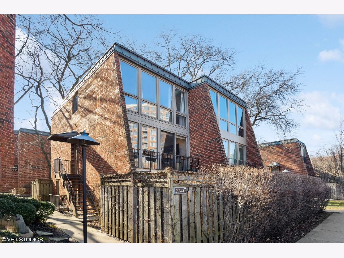  Rented Chicago Illinois, 2146 Lincoln
