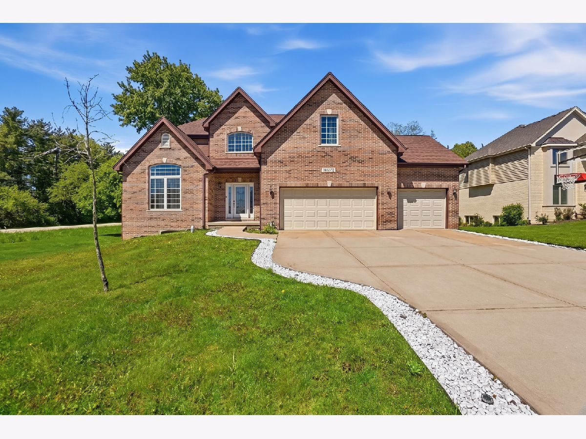  For Rent Willowbrook Illinois, 10S372 Tim