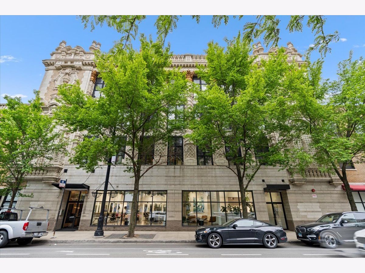 Condominiums Rented Cinema Lofts Chicago Illinois, 1635 Belmont