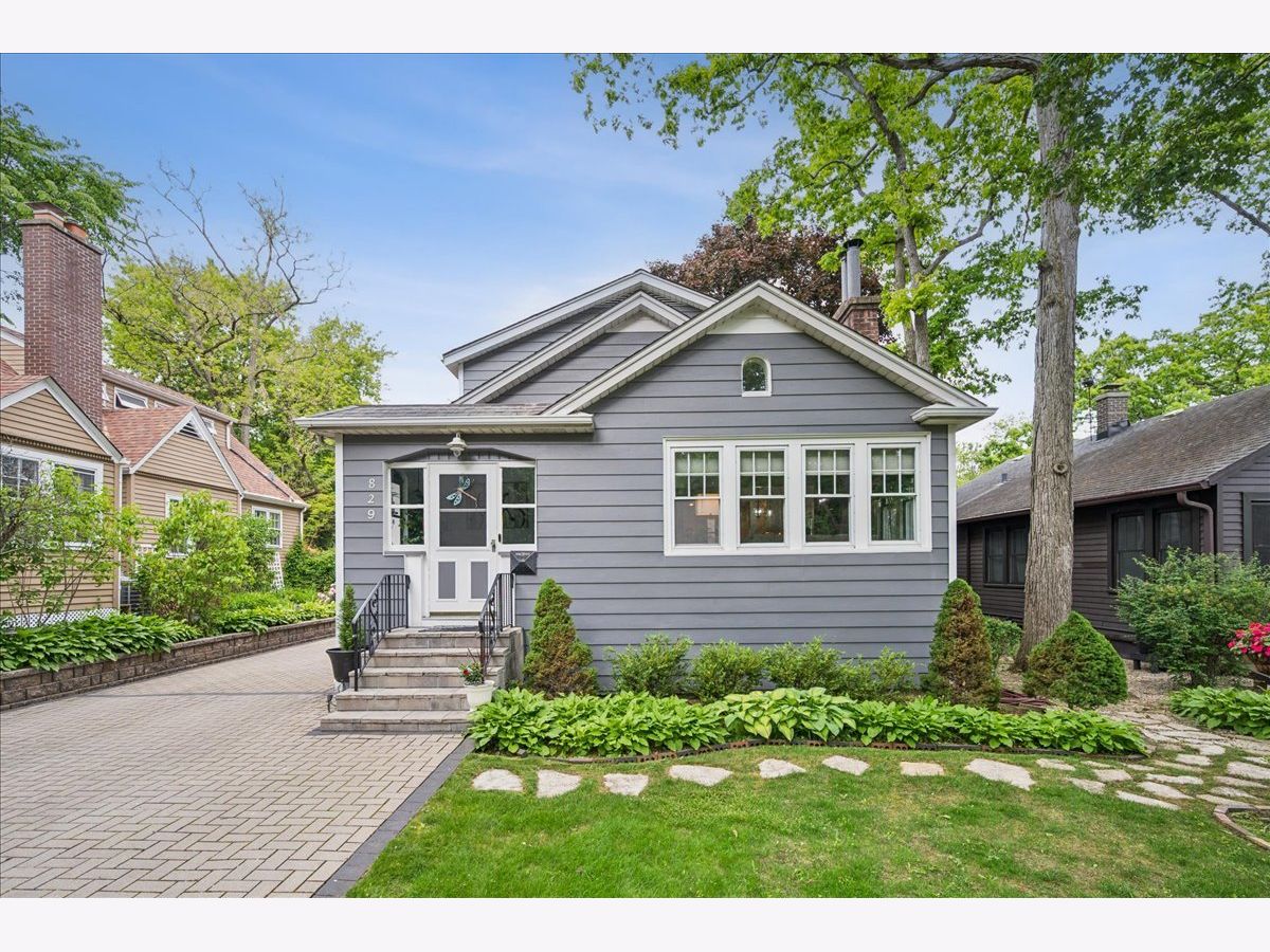 Homes & Condos & Townhomes For Sale Ravinia Highland Park Illinois, 829 Saint Johns Avenue