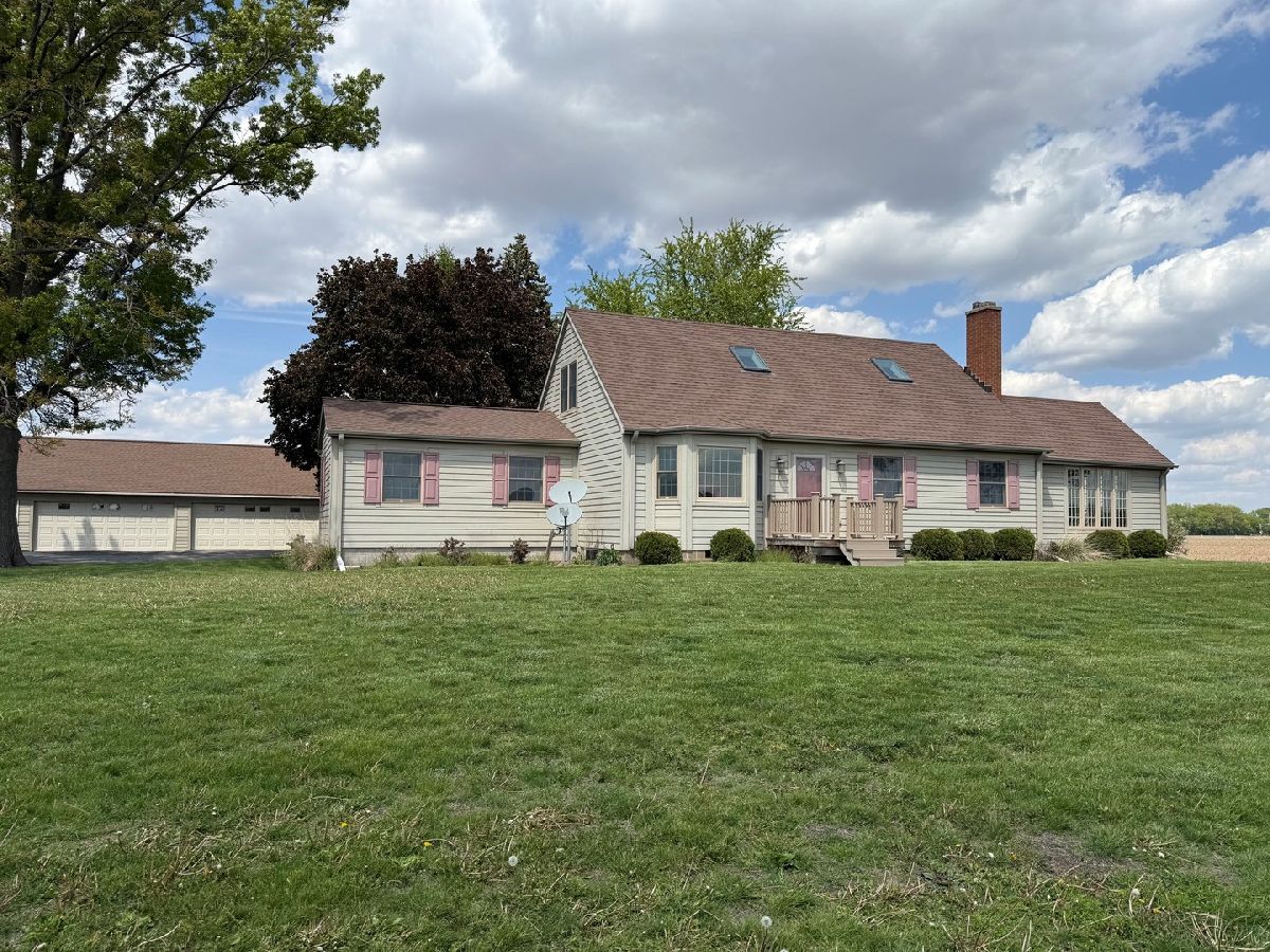  For Sale Sterling Illinois, 311 Stouffer Road