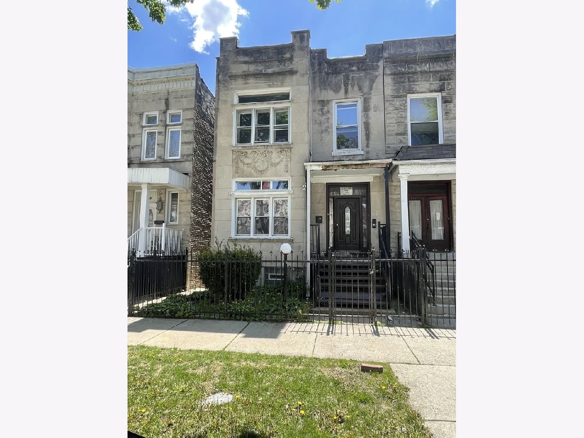  For Sale Chicago Illinois, 3339 Flournoy Street