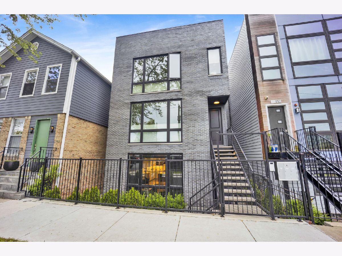  Rented Chicago Illinois, 1109 16th