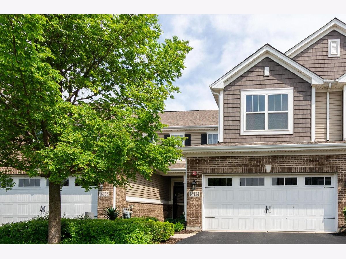  For Sale Lockport Illinois, 16134 Coneflower Drive
