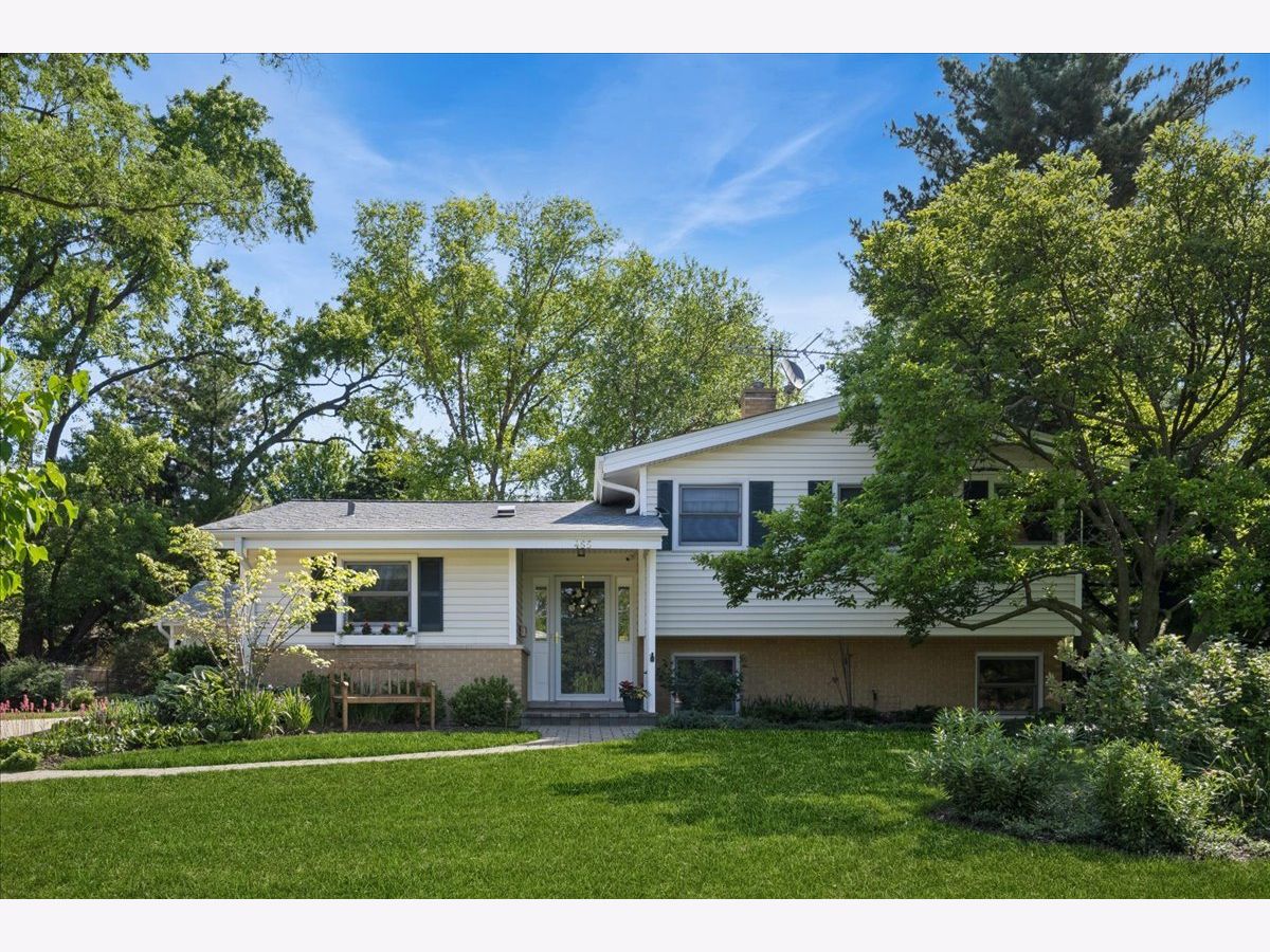  For Sale Deerfield Illinois, 465 Princeton Lane