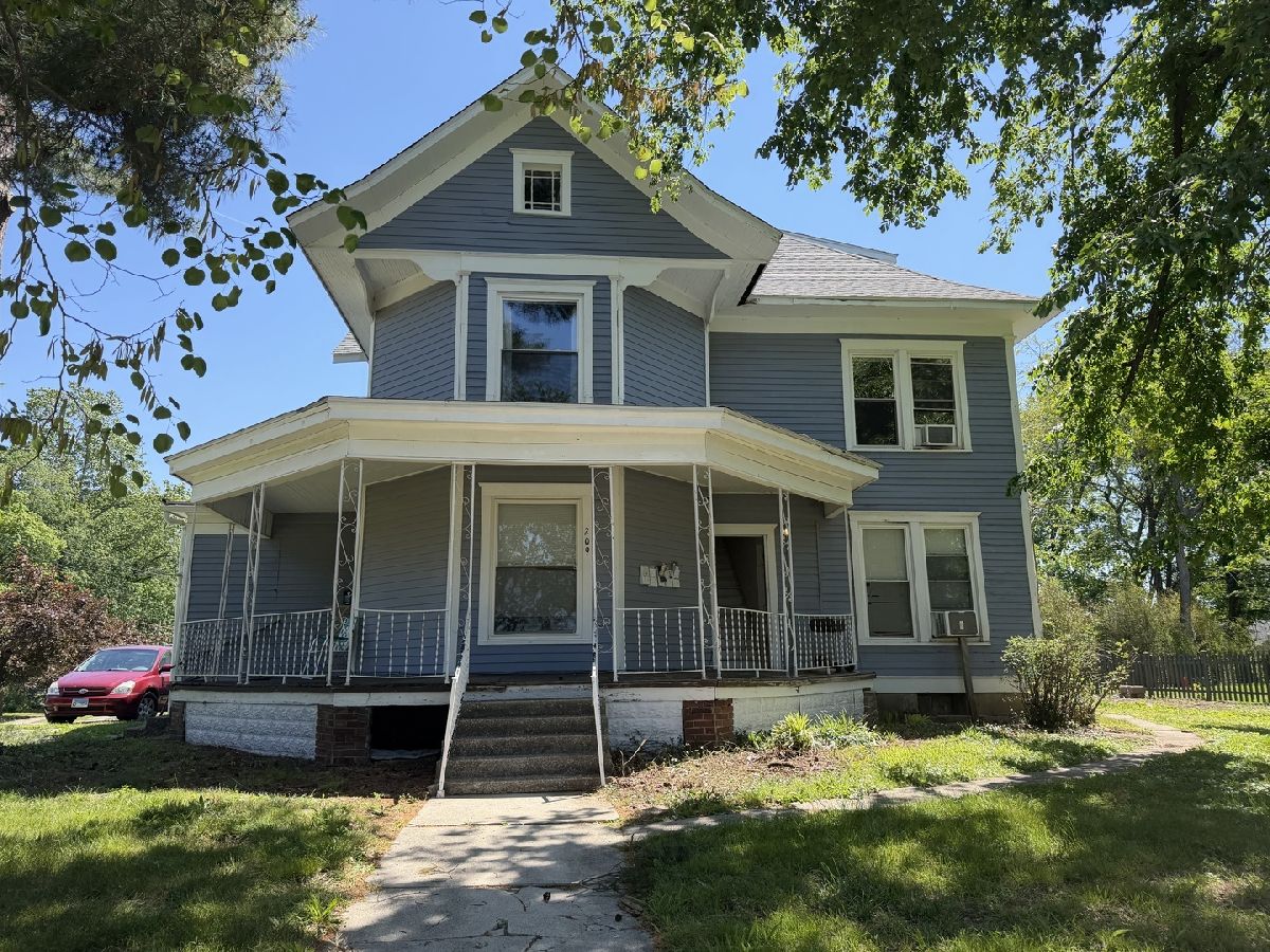  For Sale Carbondale Illinois, 209 Springer Street